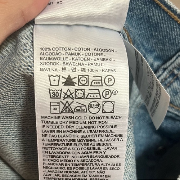 Levi’s NWT Button Front Denim Skirt - Picture 4 of 4